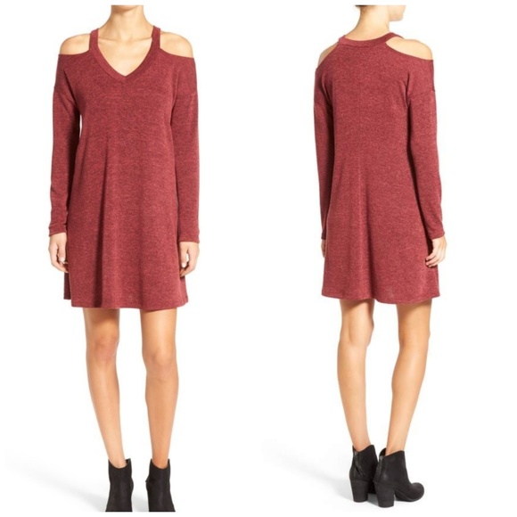 Everly Dresses & Skirts - Nwt Everly wine red cold shoulder swing dress